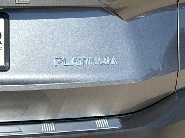 Used 2023 Nissan Rogue Platinum w/ Platinum Premium Package FWD image 10