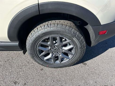 New 2025 Ford Bronco Sport Big Bend image 11