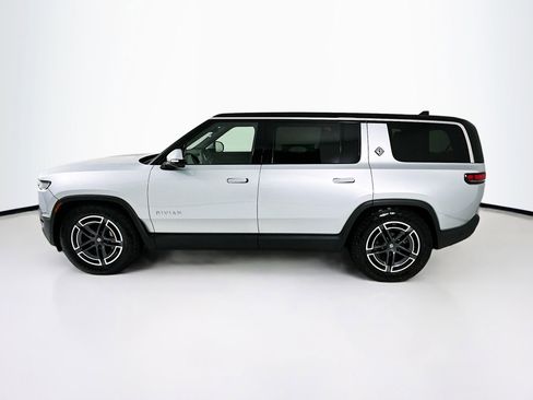 Used 2026 Rivian R1S Adventure AWD/4WD image 5