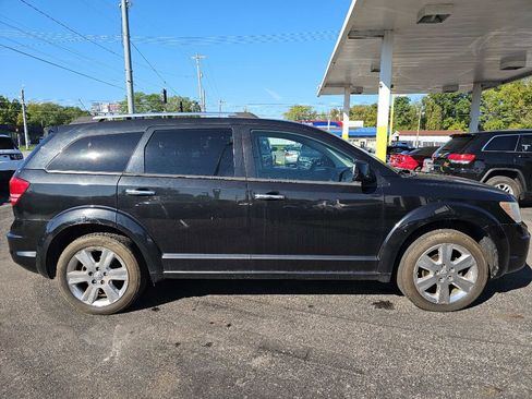 Used 2010 Dodge Journey R/T w/ Flexible Seating Group image 15