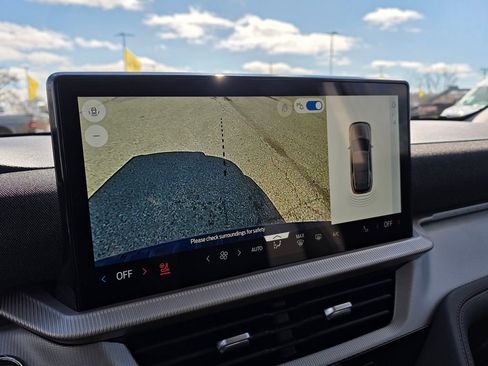 New 2026 Ford Explorer Active AWD/4WD image 42