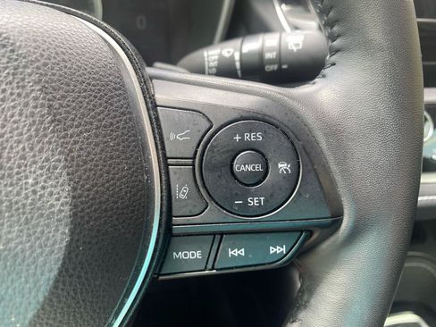 Used 2022 Toyota Corolla SE FWD image 35
