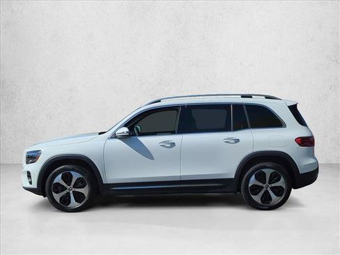 Used 2026 Mercedes-Benz GLB 250 image 5