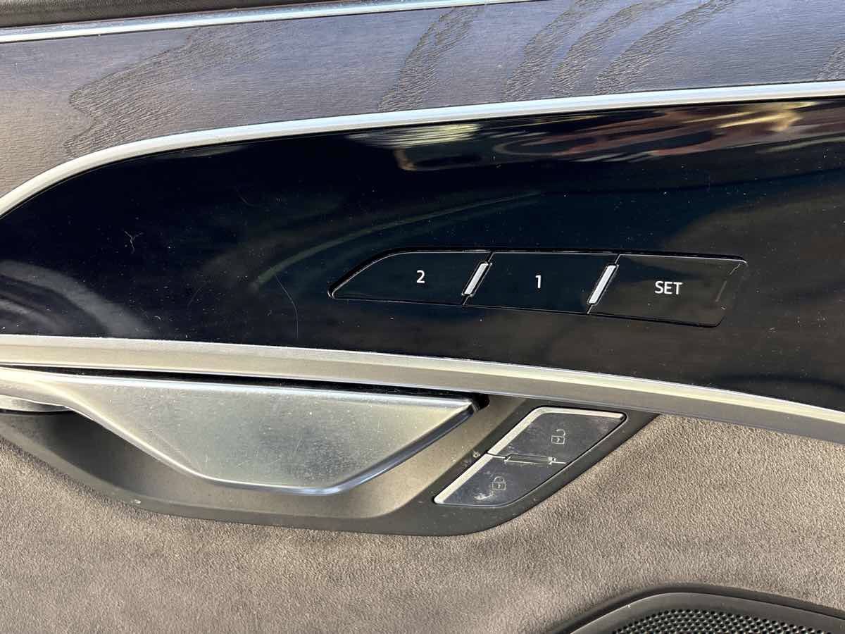 Used 2019 Audi A8 L 3.0T w/ Executive Package AWD/4WD image 25