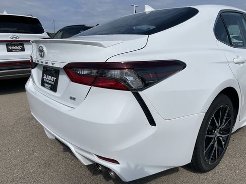 Used 2023 Toyota Camry SE image 26