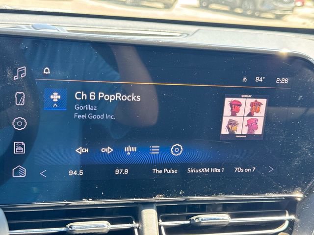 Used 2025 Chevrolet Trax RS w/ Driver Confidence Package FWD image 32