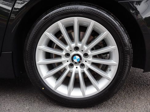 Used 2011 BMW 535i xDrive Sedan AWD/4WD image 43