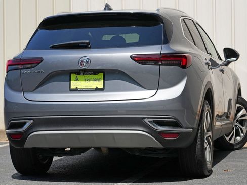 Used 2022 Buick Envision Essence w/ Safety Package FWD image 4