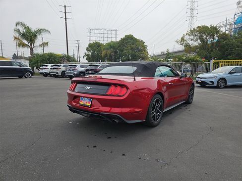 Used 2023 Ford Mustang Premium image 7