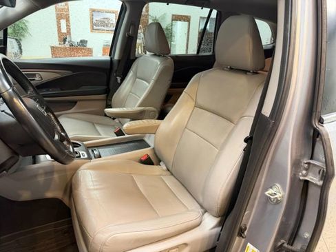 Used 2019 Honda Pilot EX-L image 10