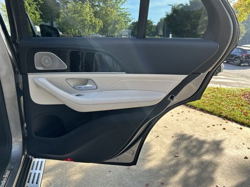 Certified 2023 Mercedes-Benz GLE 450 4MATIC image 42