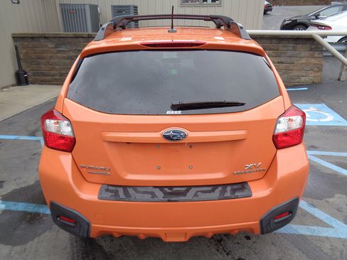 Used 2014 Subaru Crosstrek 2.0i Limited image 11