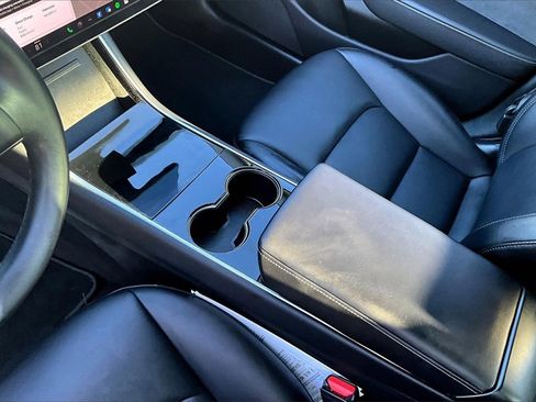 Used 2019 Tesla Model 3 Long Range image 15