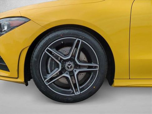 Used 2020 Mercedes-Benz CLA 250 image 24