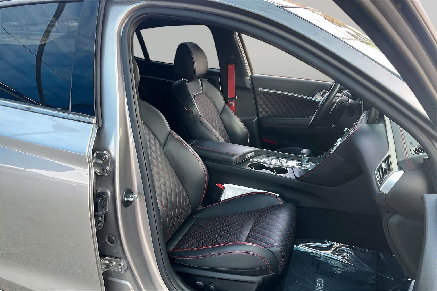 Used 2023 Genesis G70 3.3T w/ Sport Prestige Package RWD image 8