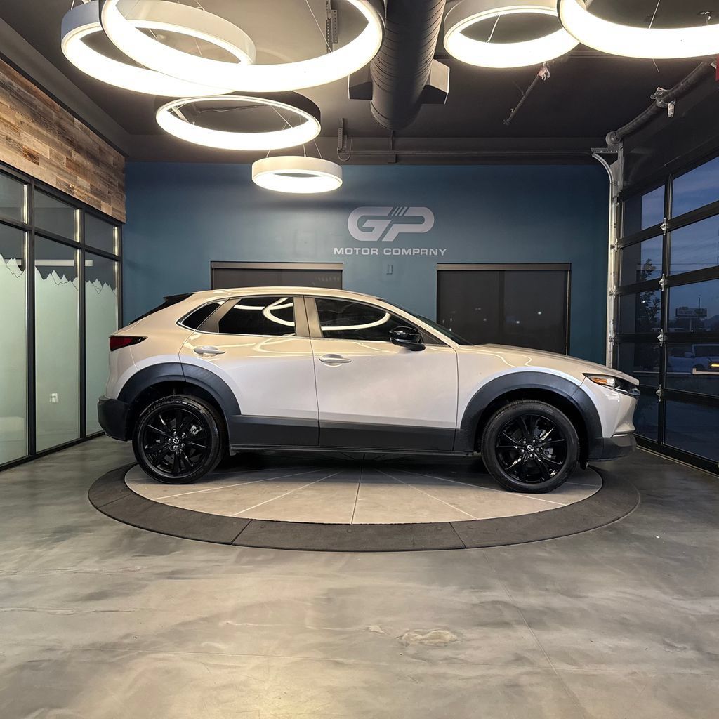 Used 2024 MAZDA CX-30 AWD 2.5 S w/ Select Sport Pkg image 2