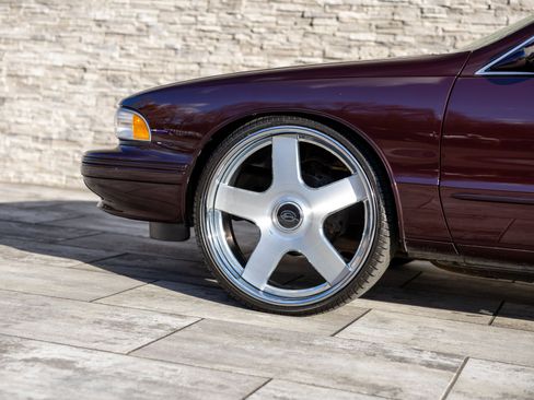 Used 1996 Chevrolet Caprice SS image 17