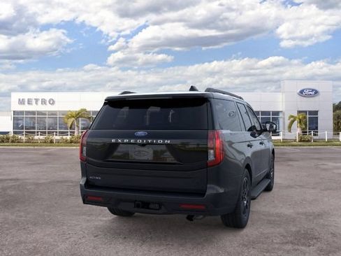 New 2026 Ford Expedition Active RWD image 24