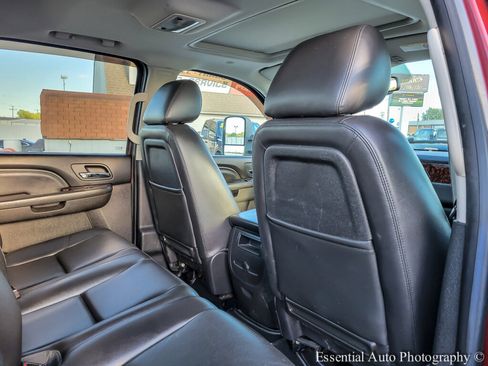 Used 2013 GMC Sierra 2500 Denali w/ Suspension Package, Off-Road image 30