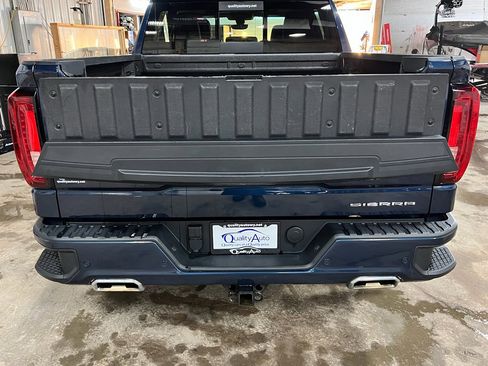 Used 2021 GMC Sierra 1500 Denali w/ Denali Ultimate Package image 11