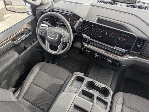 New 2026 GMC Sierra 1500 SLE AWD/4WD image 19