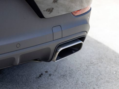 New 2026 Porsche Cayenne Coupe AWD/4WD image 25