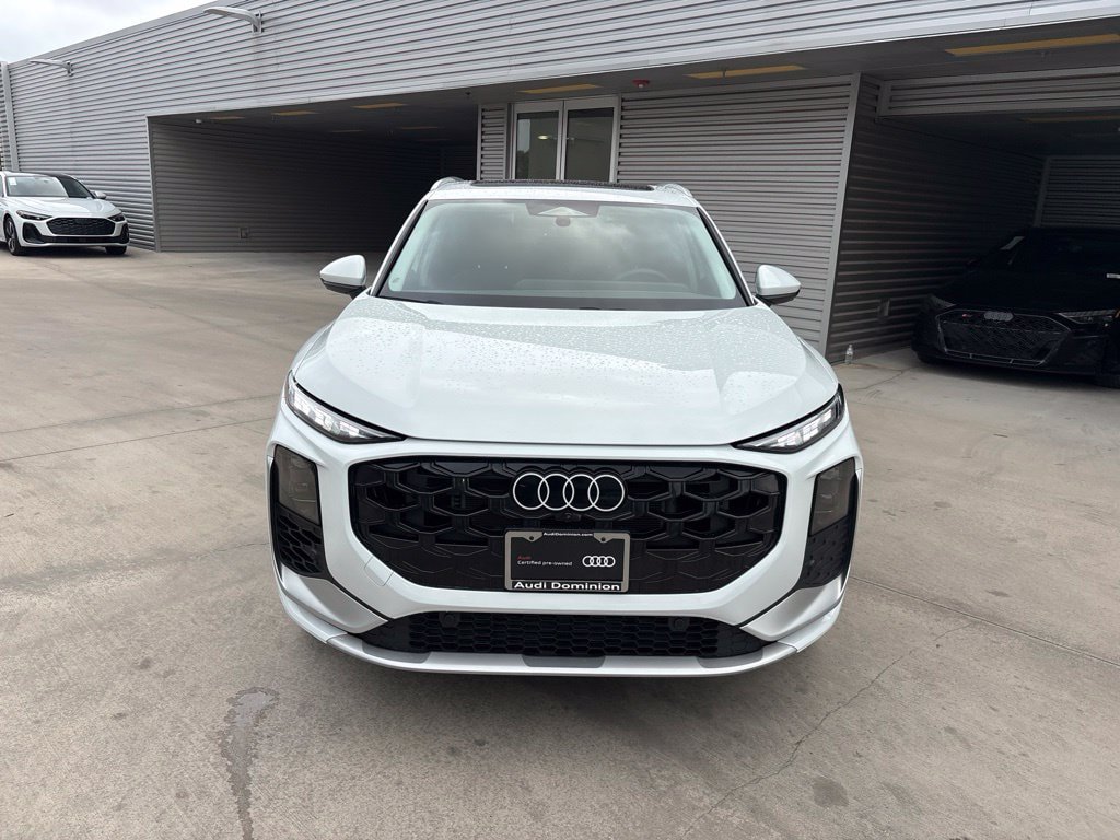 Used 2026 Audi Q3 quattro 2.0T AWD/4WD image 2