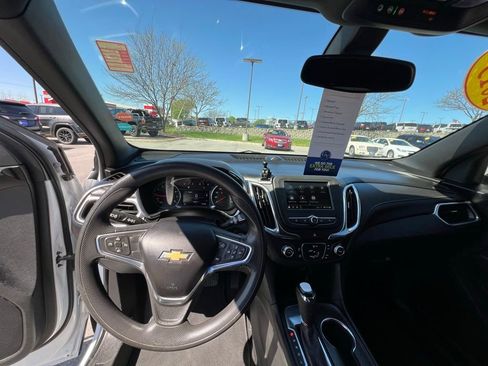 Used 2019 Chevrolet Equinox LT image 37