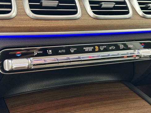 Certified 2026 Mercedes-Benz GLS 450 4MATIC image 20