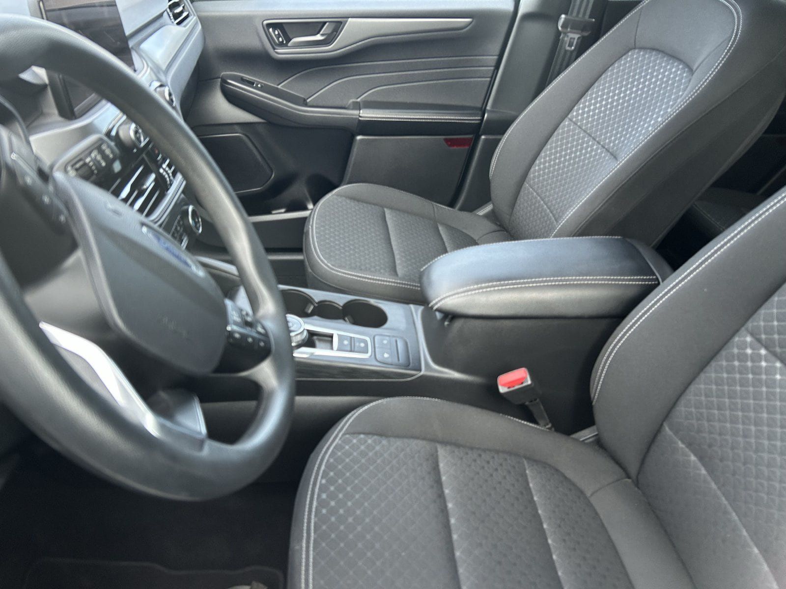Used 2025 Ford Escape Active FWD image 14