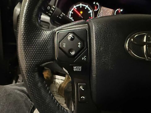 Certified 2023 Toyota 4Runner TRD Off-Road Premium image 30