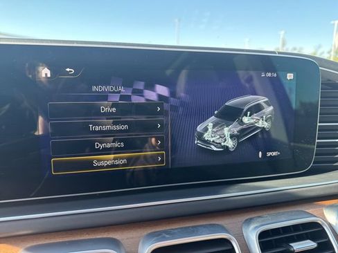 Used 2023 Mercedes-Benz GLE 53 AMG 4MATIC image 31