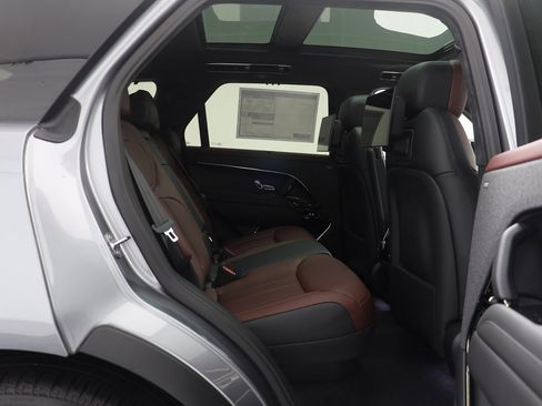 New 2025 Land Rover Range Rover Sport Autobiography image 19