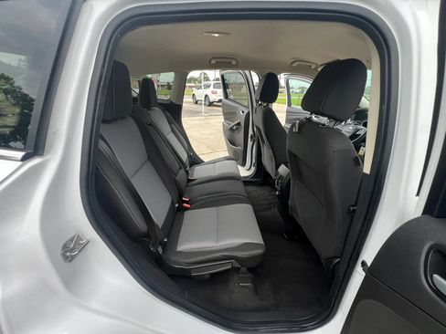 Used 2017 Ford Escape SE FWD image 20