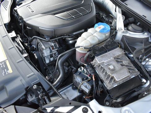 Used 2017 Audi A4 2.0T Premium w/ Audi MMI Navigation Plus image 50