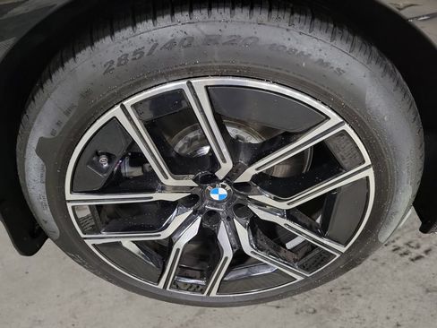 Used 2026 BMW 750e xDrive AWD/4WD image 11