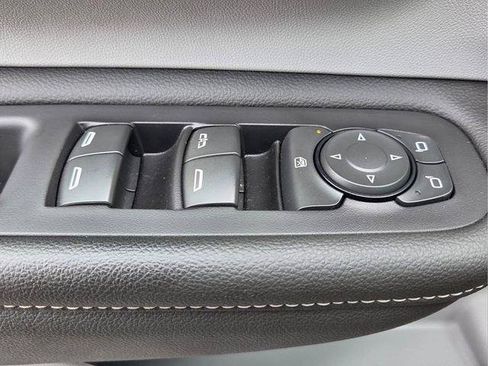 Certified 2024 GMC Terrain SLE w/ Driver Convenience Package FWD image 23