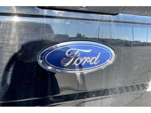 Used 2016 Ford F150 Lariat AWD/4WD image 9