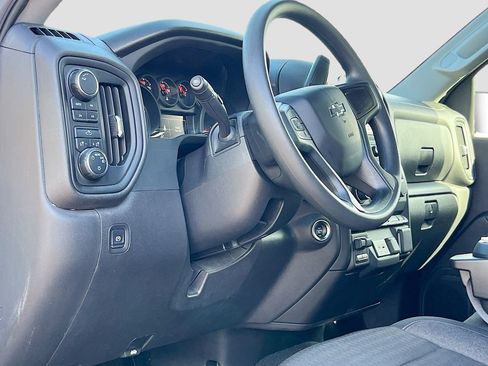 Used 2024 Chevrolet Silverado 1500 Custom Trail Boss w/ LPO, Dark Essentials Package image 9