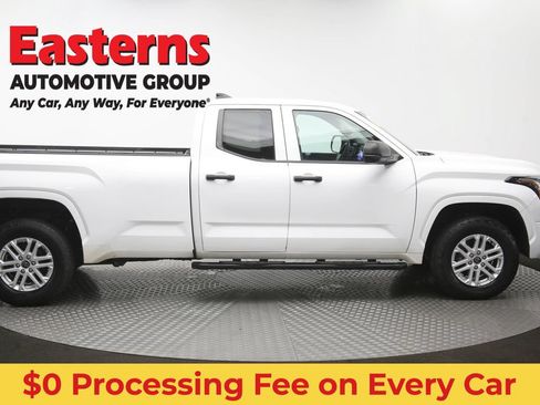 Used 2022 Toyota Tundra SR AWD/4WD image 46