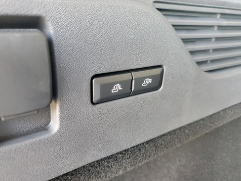 New 2026 Lincoln Nautilus Reserve w/ Jet Appearance Package image 31