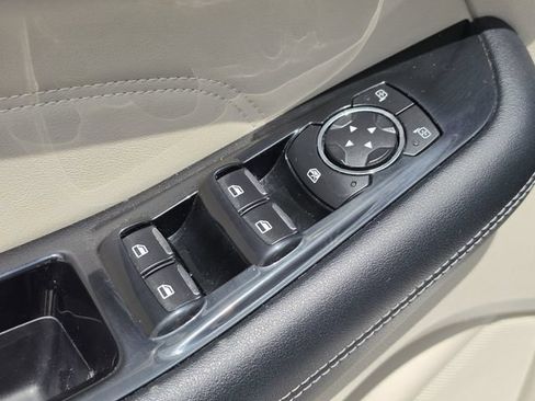 Used 2016 Ford Edge Titanium w/ Equipment Group 302A FWD image 20