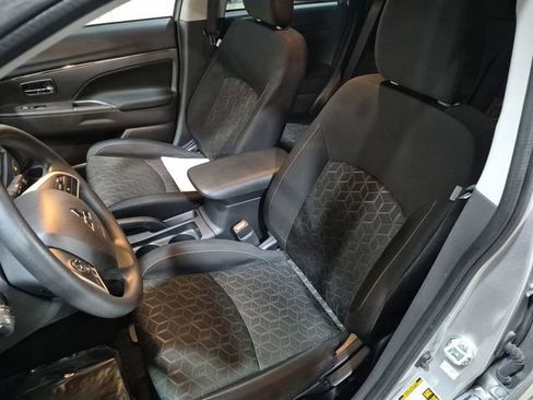 Used 2025 Mitsubishi Outlander Sport AWD image 18