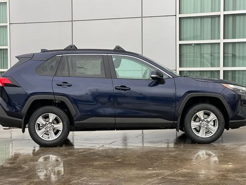 New 2025 Toyota RAV4 XLE w/ Convenience Package image 3