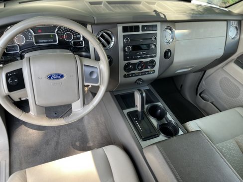 Used 2013 Ford Expedition XL w/ HD Trailer Tow Pkg AWD/4WD image 12