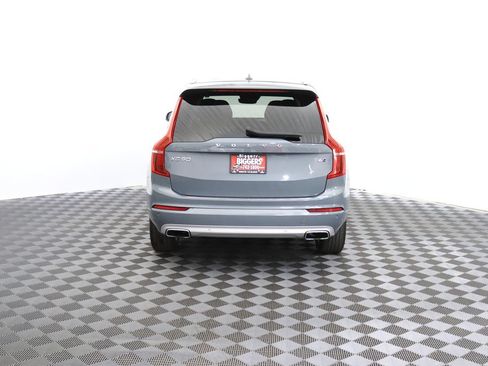 Used 2021 Volvo XC90 T6 Momentum AWD/4WD image 7