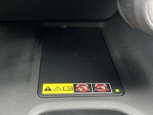 Used 2024 Toyota Grand Highlander XLE image 8