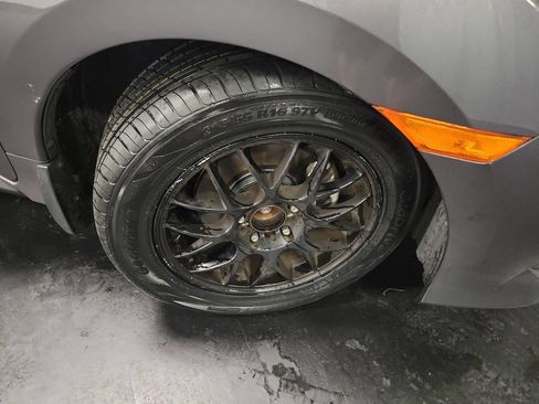 Used 2018 Honda Civic LX image 10