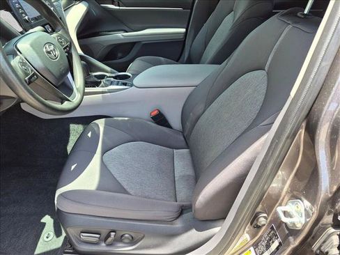 Used 2024 Toyota Camry LE FWD image 14