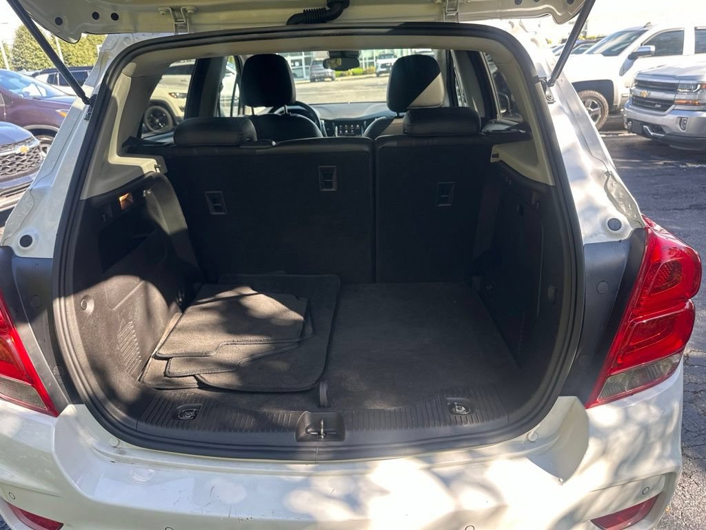 Used 2018 Chevrolet Trax LT w/ Redline Edition AWD/4WD image 41